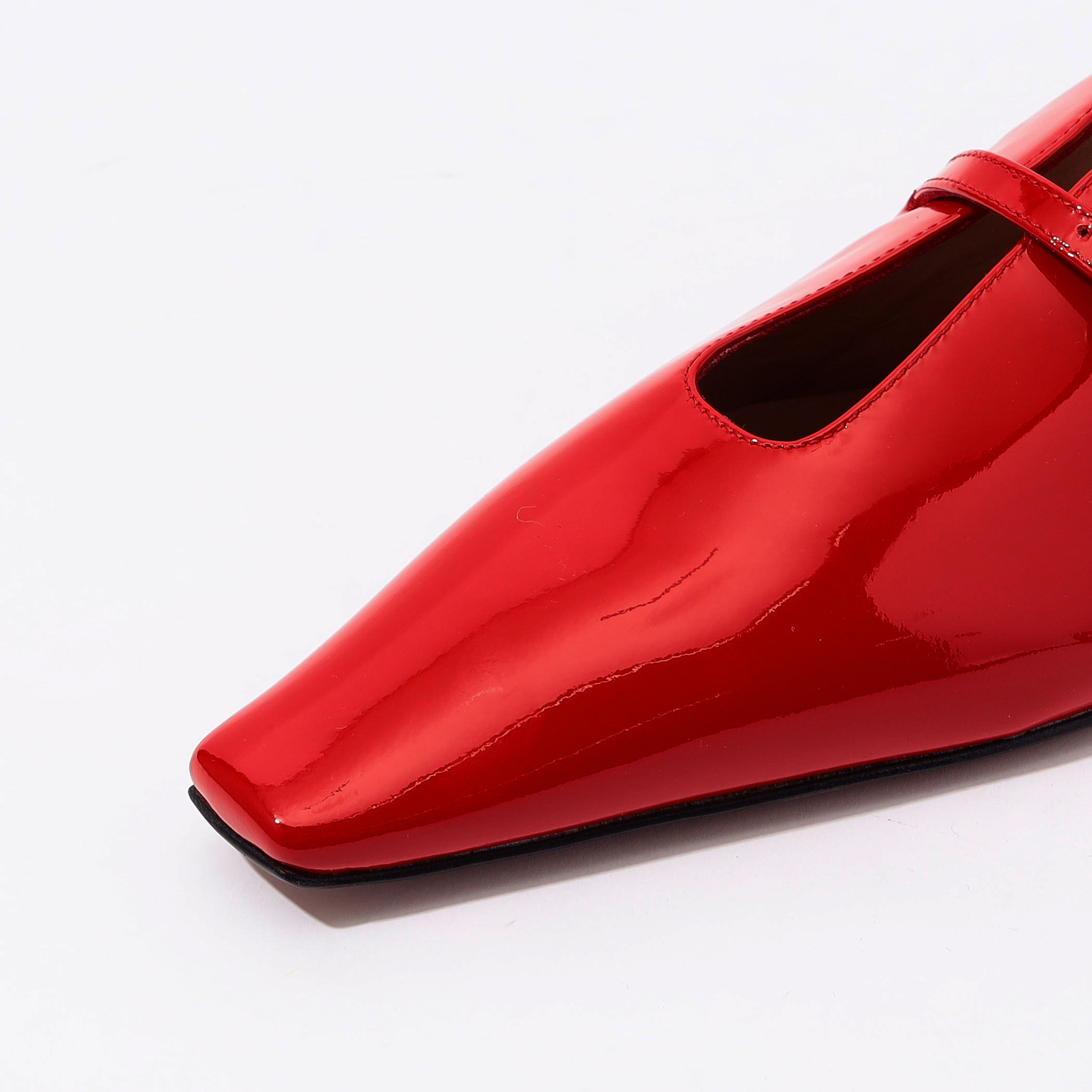 PELLICO パテントディープカットメリージェーンシューズ