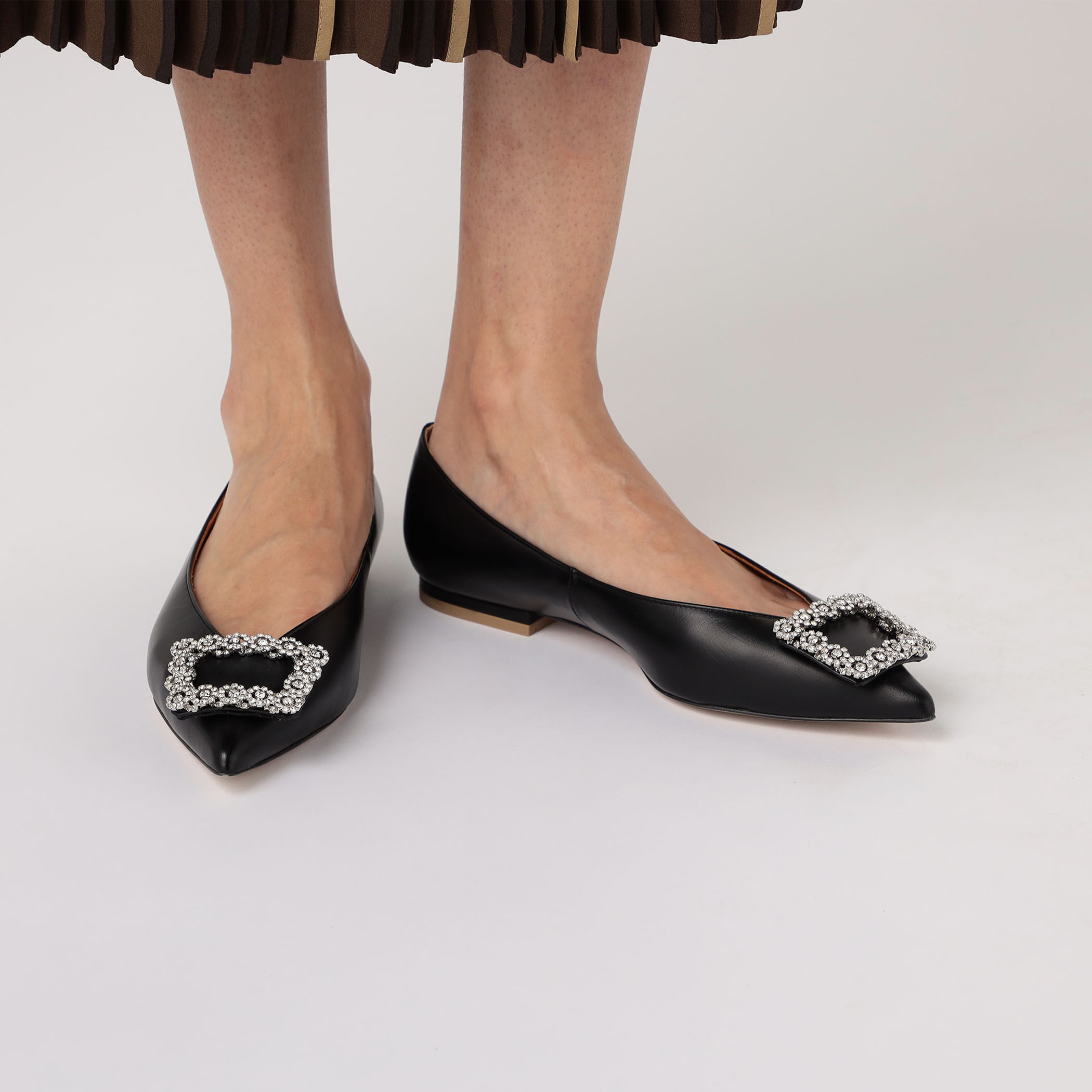 PIPPICHIC ANNA V JEWERLY 13 フラットシューズ｜トゥモローランド