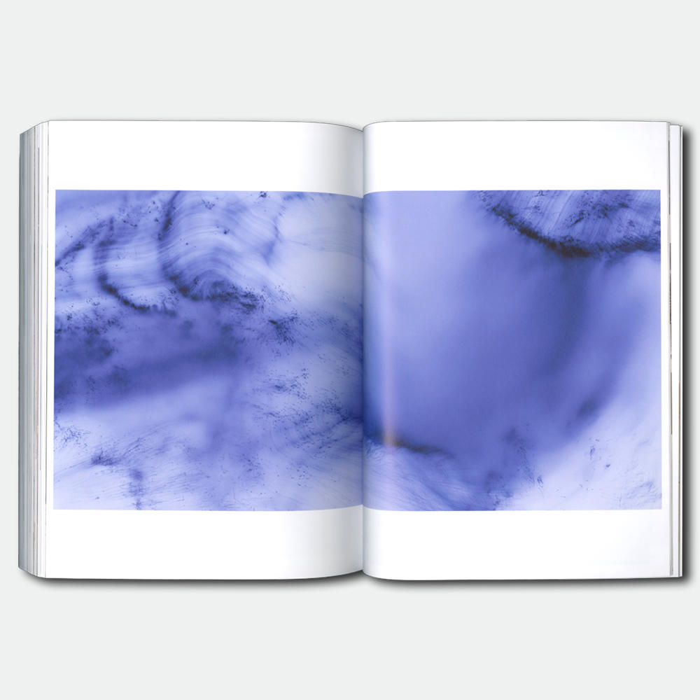 Things matter, Dinge zahlen」 Wolfgang Tillmans ヴォルフガング