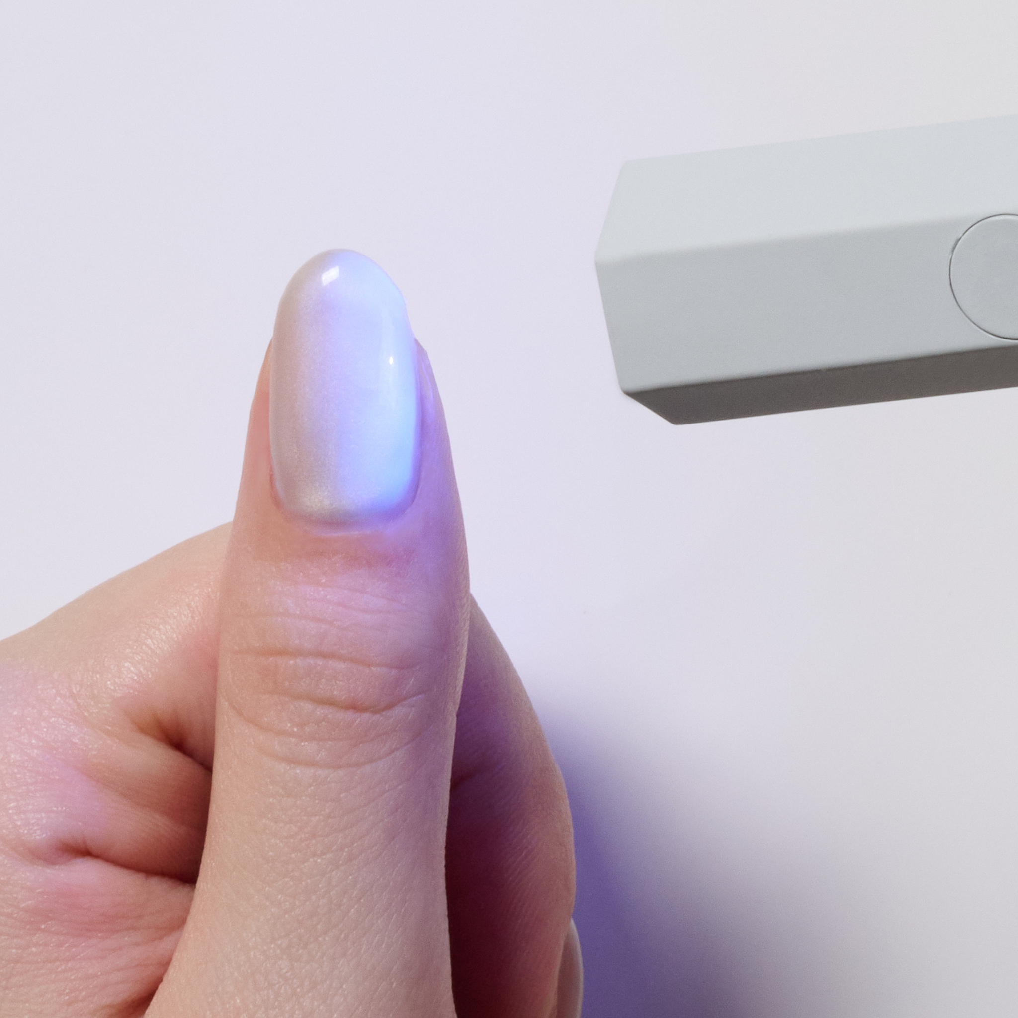 GELiSM（ジェリズム）ハンディUVLEDネイルライト | D-UP 公式通販 – D
