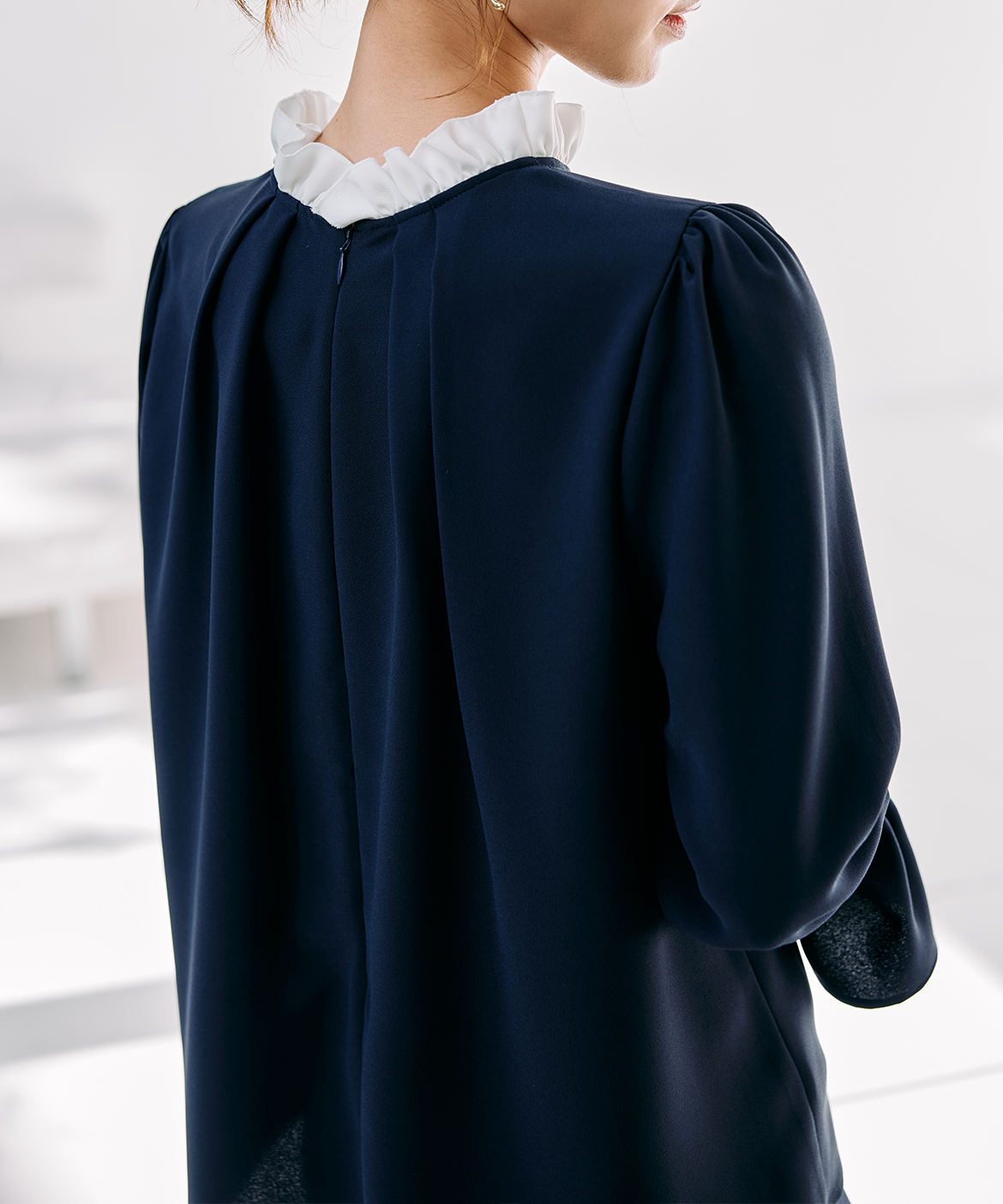 M Maglie le cassetto×吉田理紗》華やかちび衿フリルブラウス｜M