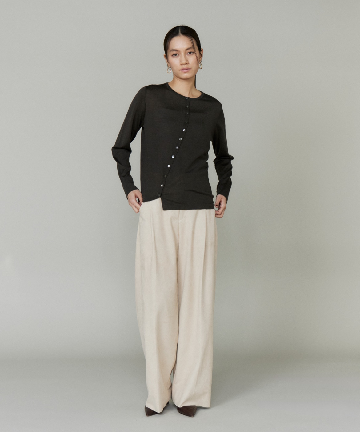 アシンメトリーカーディガン｜la veille by SUPERIOR CLOSET（ラベイユ