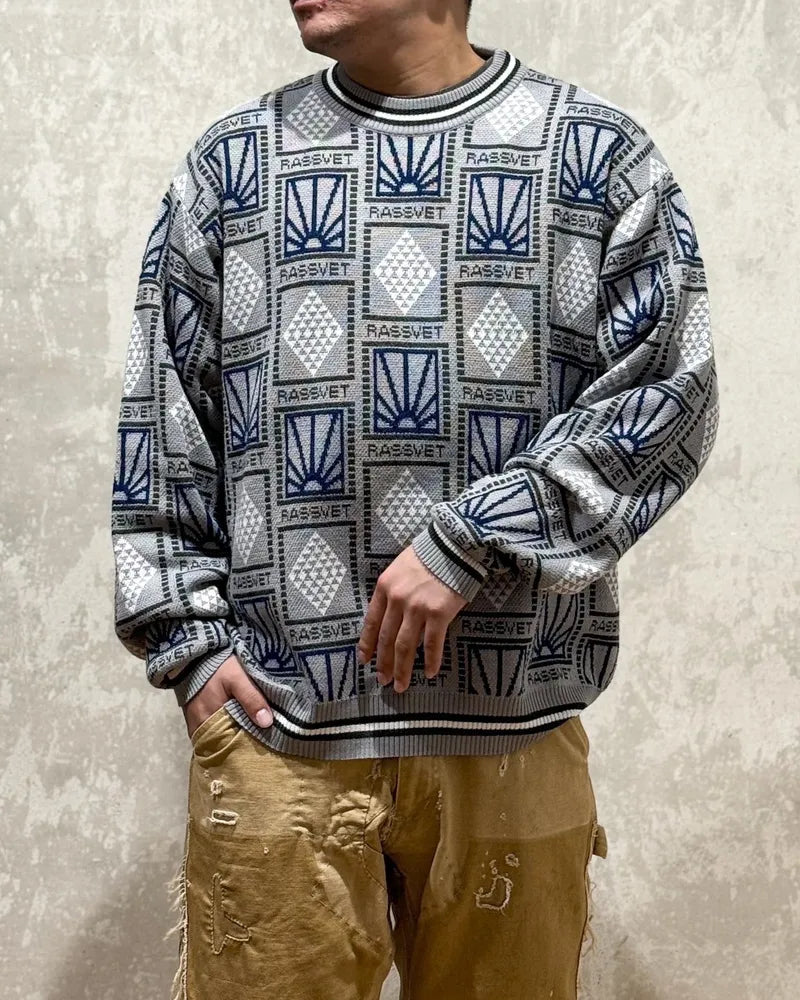 RASSVET（ラスベート） / PATTERN LOGO JACQUARD SWEATER K |公式通販