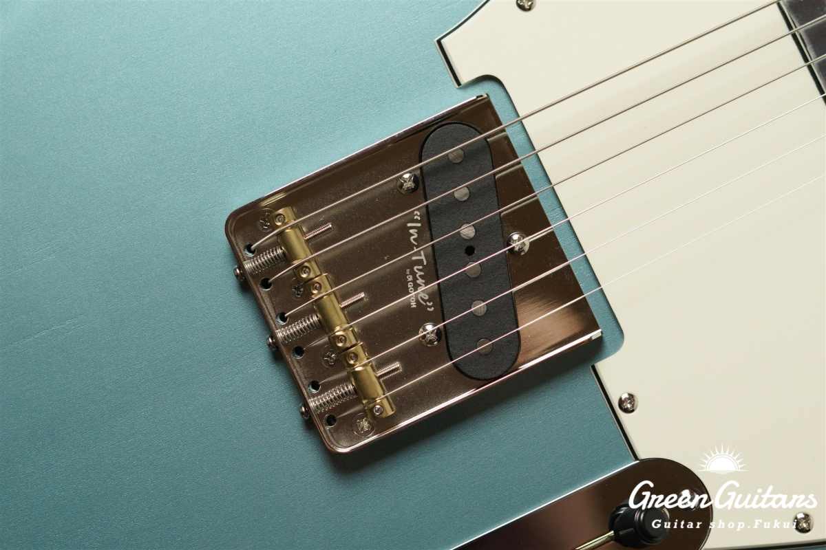 Kanade SOUND DESIGN KTM-AL/R - Blue Beryl Metallic | Green Guitars