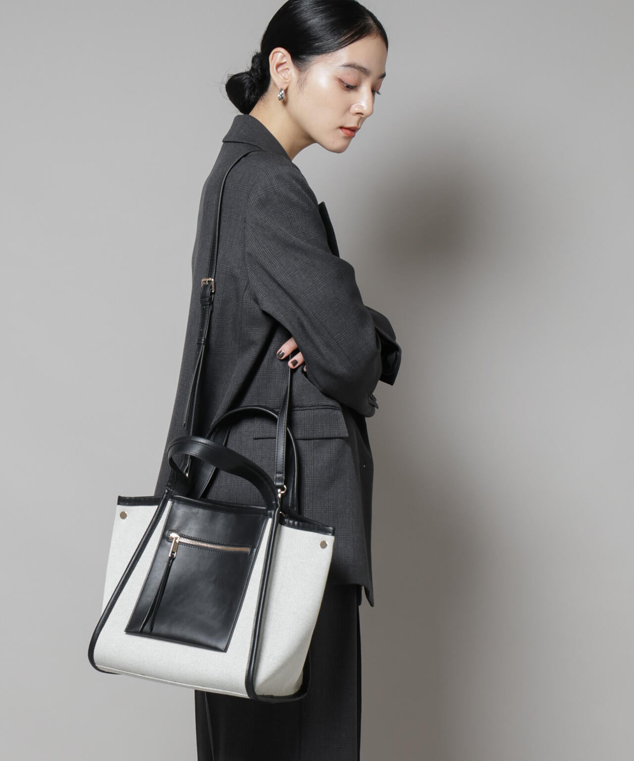 キャンバス × フェイクレザー ポケット バッグ