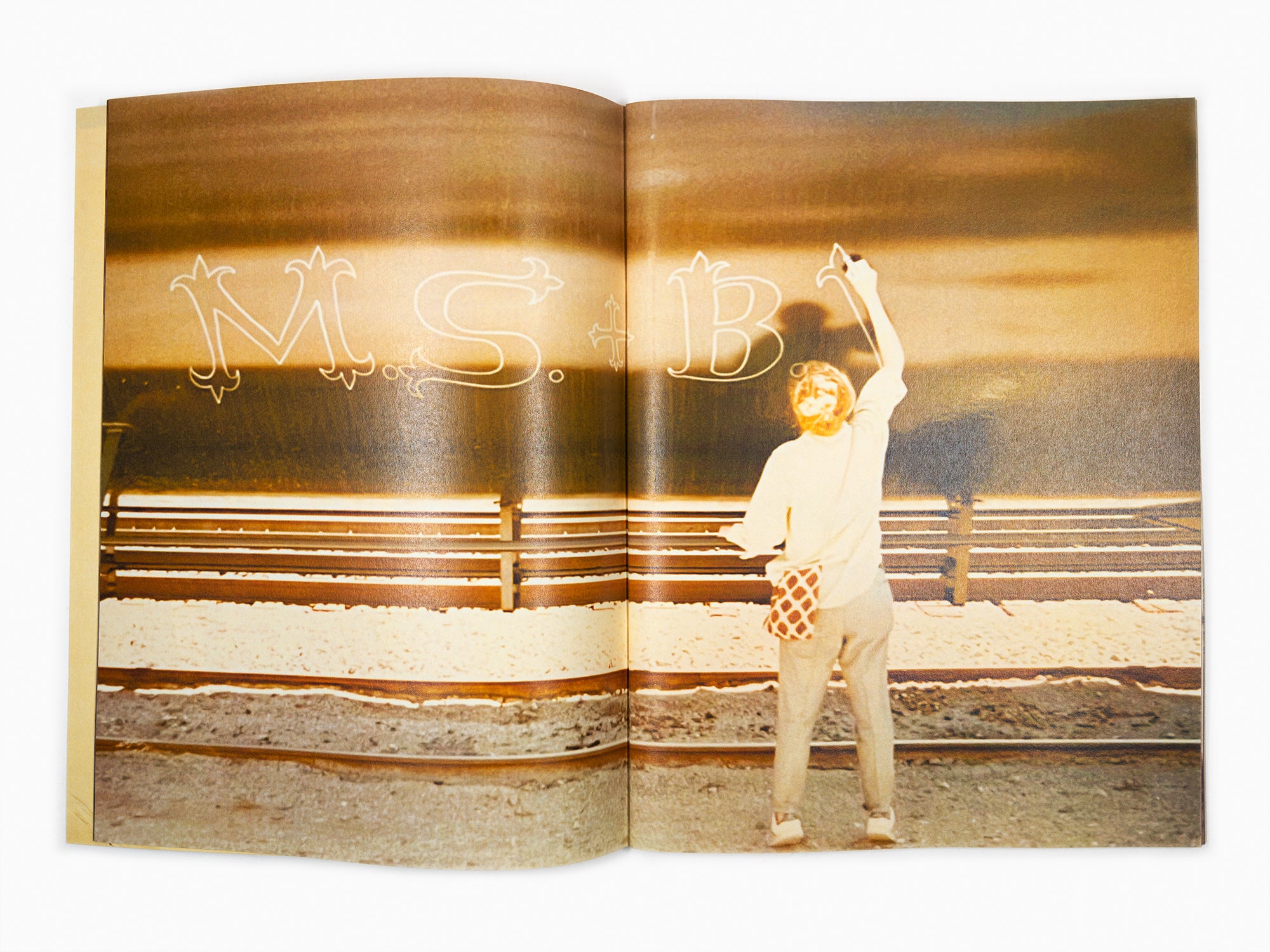 Margaret Kilgallen - Inside Out Zine - Perrotin Store Paris