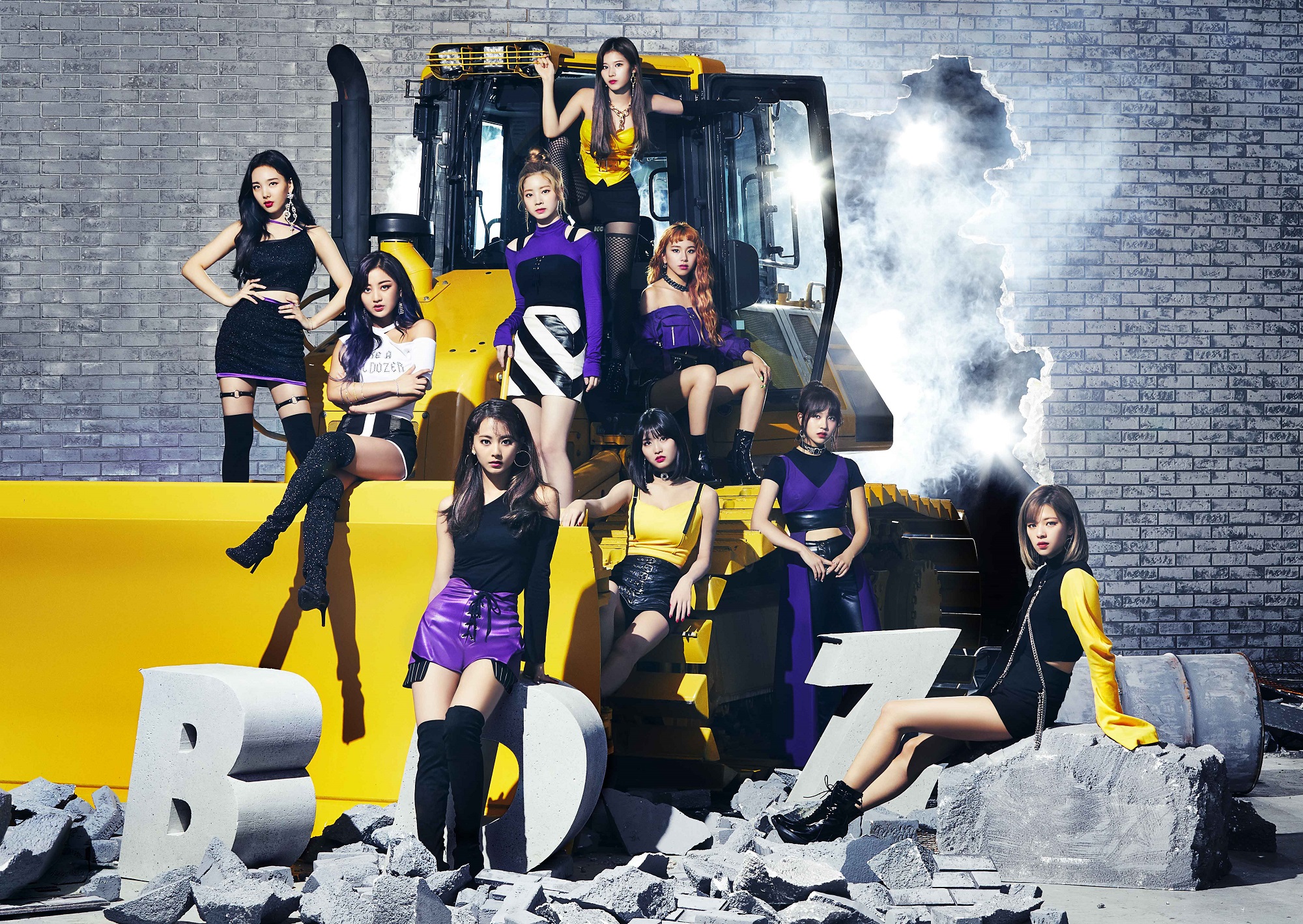 TWICE、JAPAN 1st ALBUM『BDZ』ビジュアル解禁 - StoryWriter