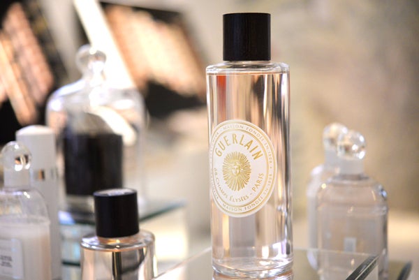 ゲランパリ本店シャンゼリゼ通り限定品！ゲランのレアなバスコロン入荷