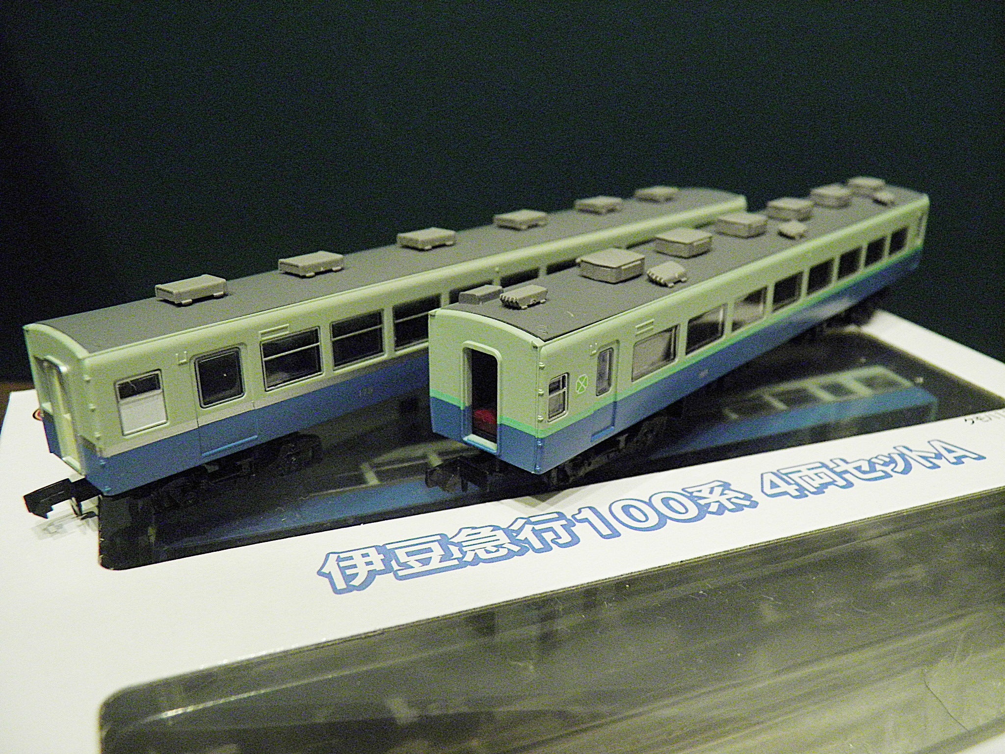 鉄道コレクション 伊豆急行100系 4両セットA＆B のレビュー的なものを
