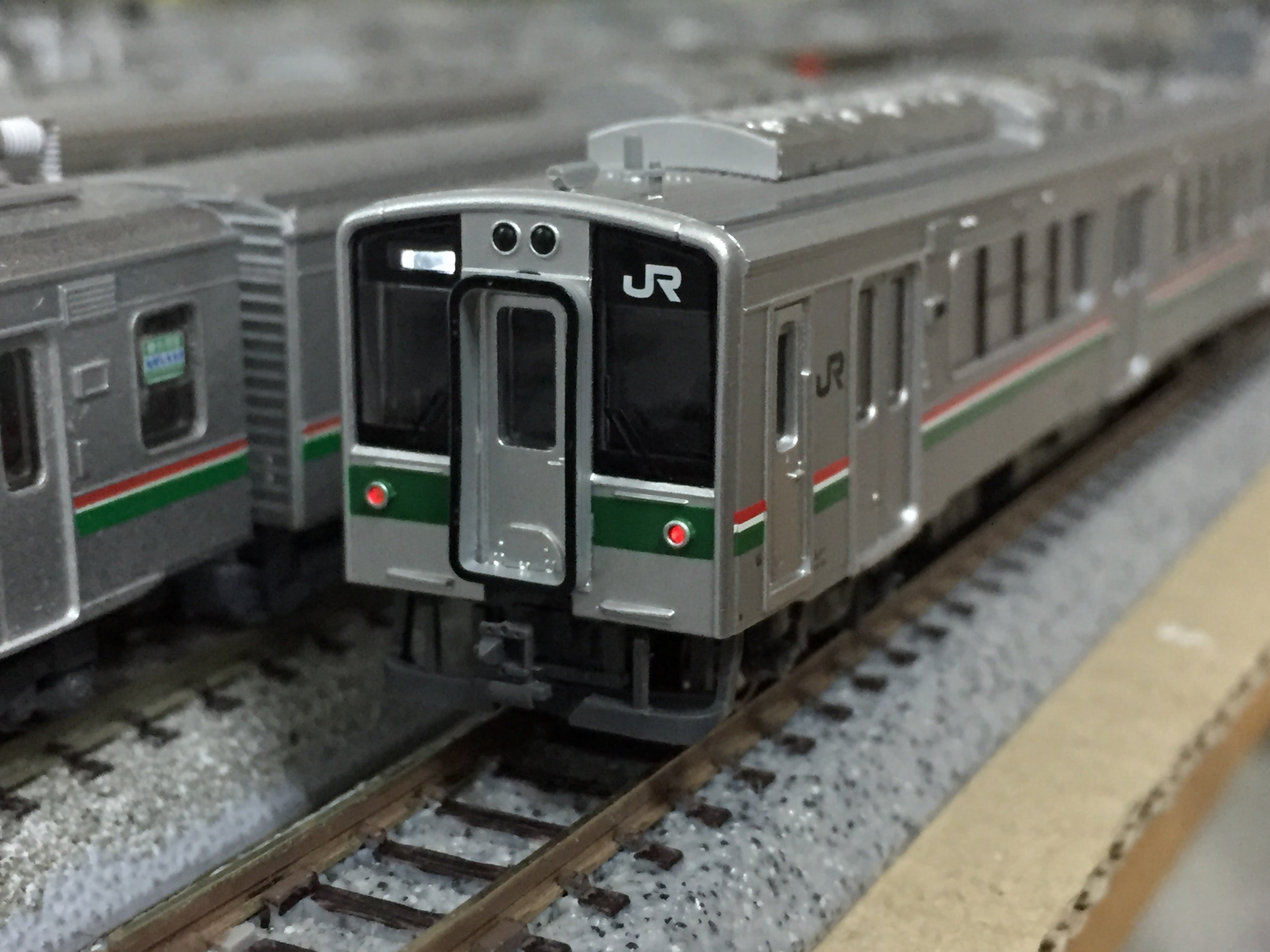 マイクロエース701系100番台仙台色入線❕❕ | 仙カタの鉄道模型製作日誌‍