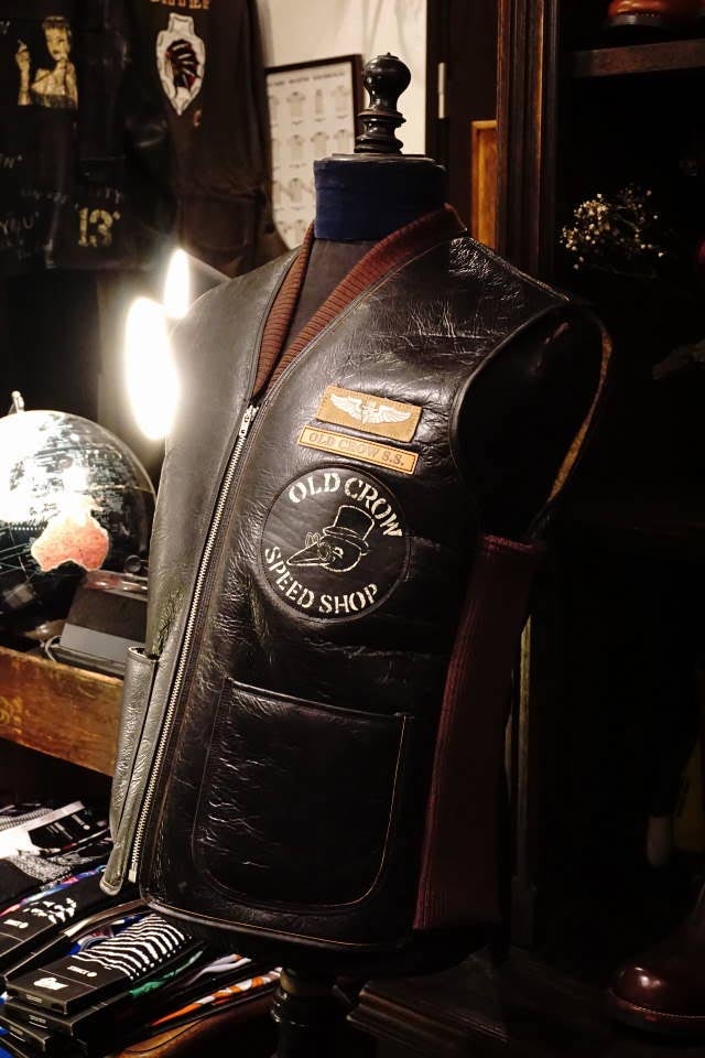 OLD CROW OLD B - VEST BLACK New Arrival | B.S.W. market place Blog