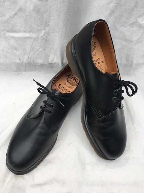 Vintage Dead Stock Dr Martens Made in ENGLAND! | ILLMINATE blog