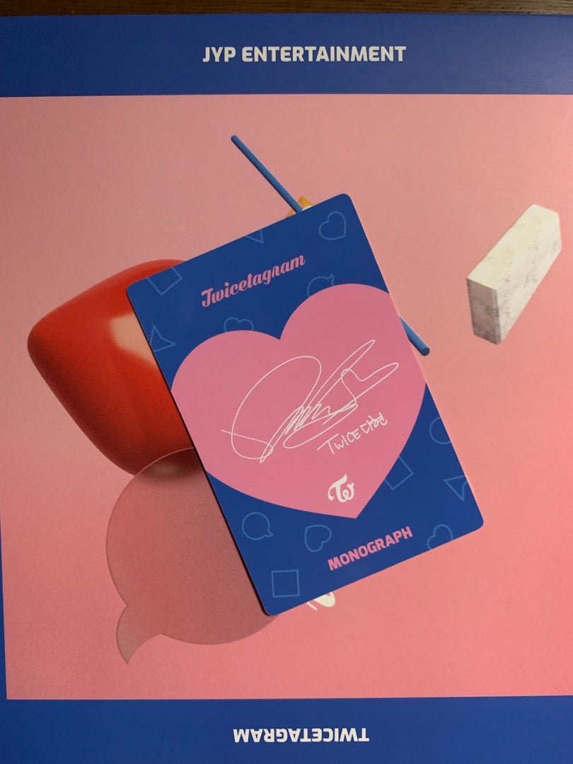 TWICE】〜monographの紹介〜 トレカ写真&相場も！part.1 | TWICE&ONCE