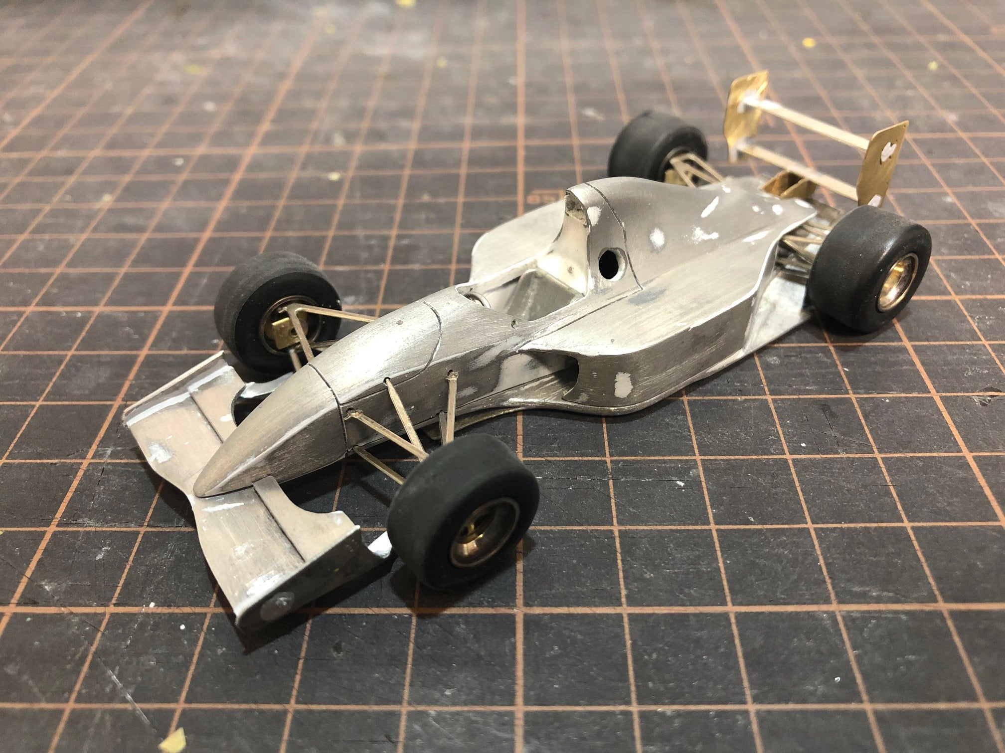 タメオ ミナルディ フォード ブラジルGP 1994年 仕様 キット 製作記