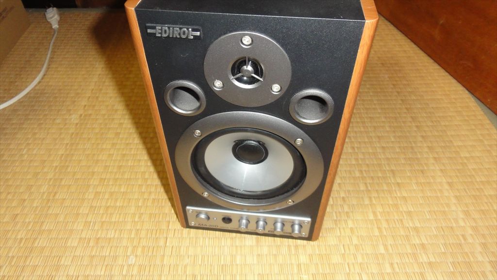 いまさらながらローランドEDIROL MA-20D アンプ内臓スピーカーの改造