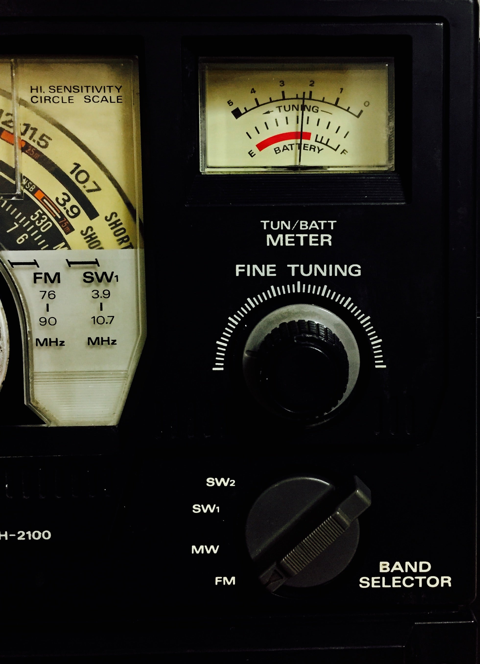 Hitachi KH-2100 トランジスタラジオ サージラム 日立 ラジオ