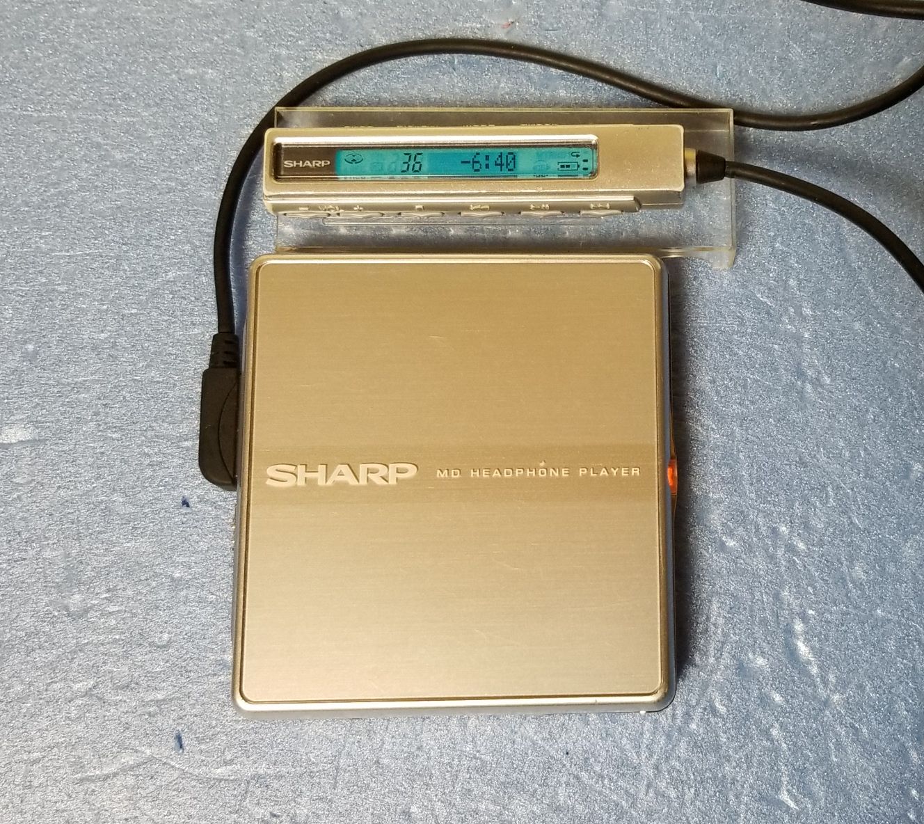MDポータブルプレーヤー SHARP MD-ST600-S MDLP 完動品・動作保証