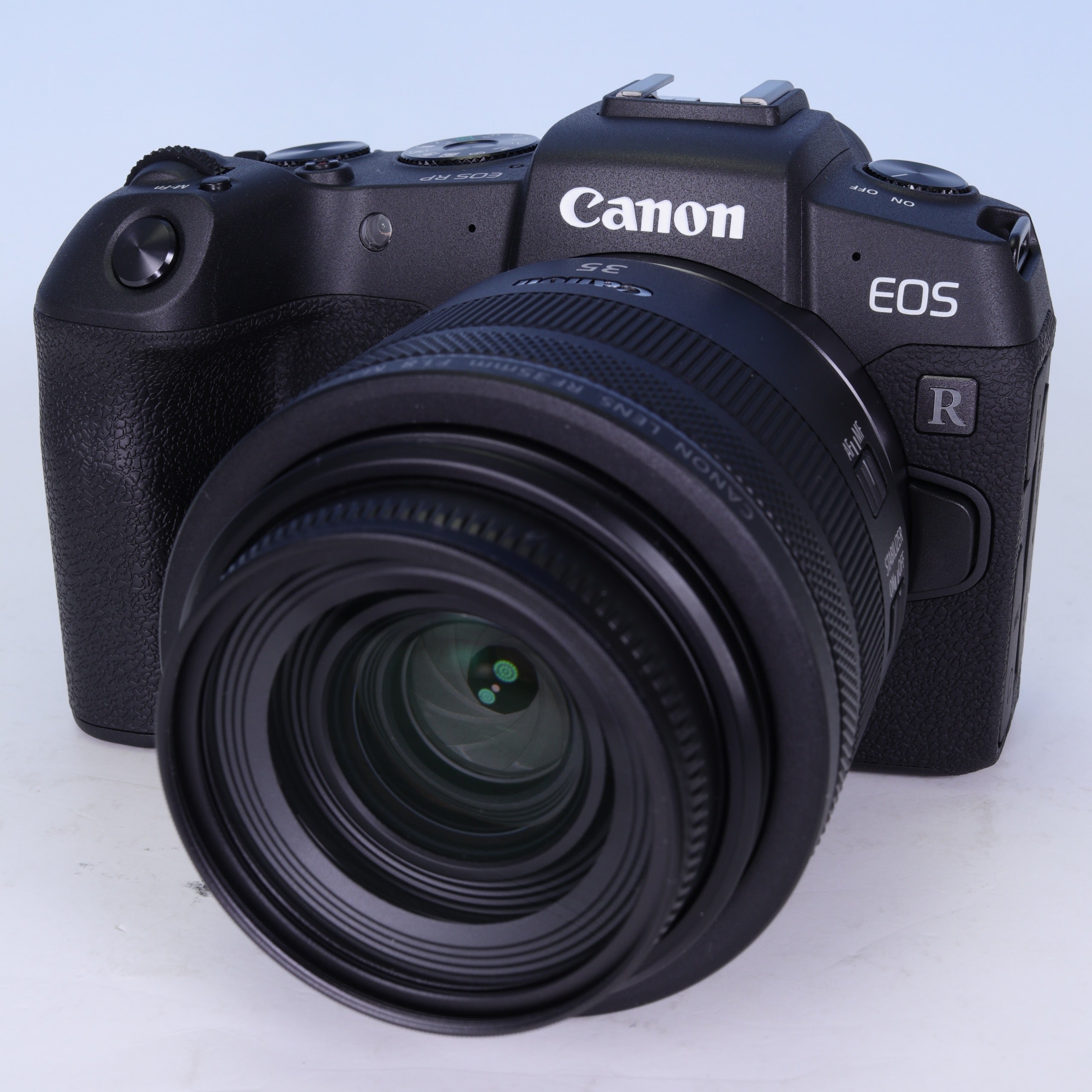Canon EOS RP・RF35 MACRO IS STM レンズキット」を買いました