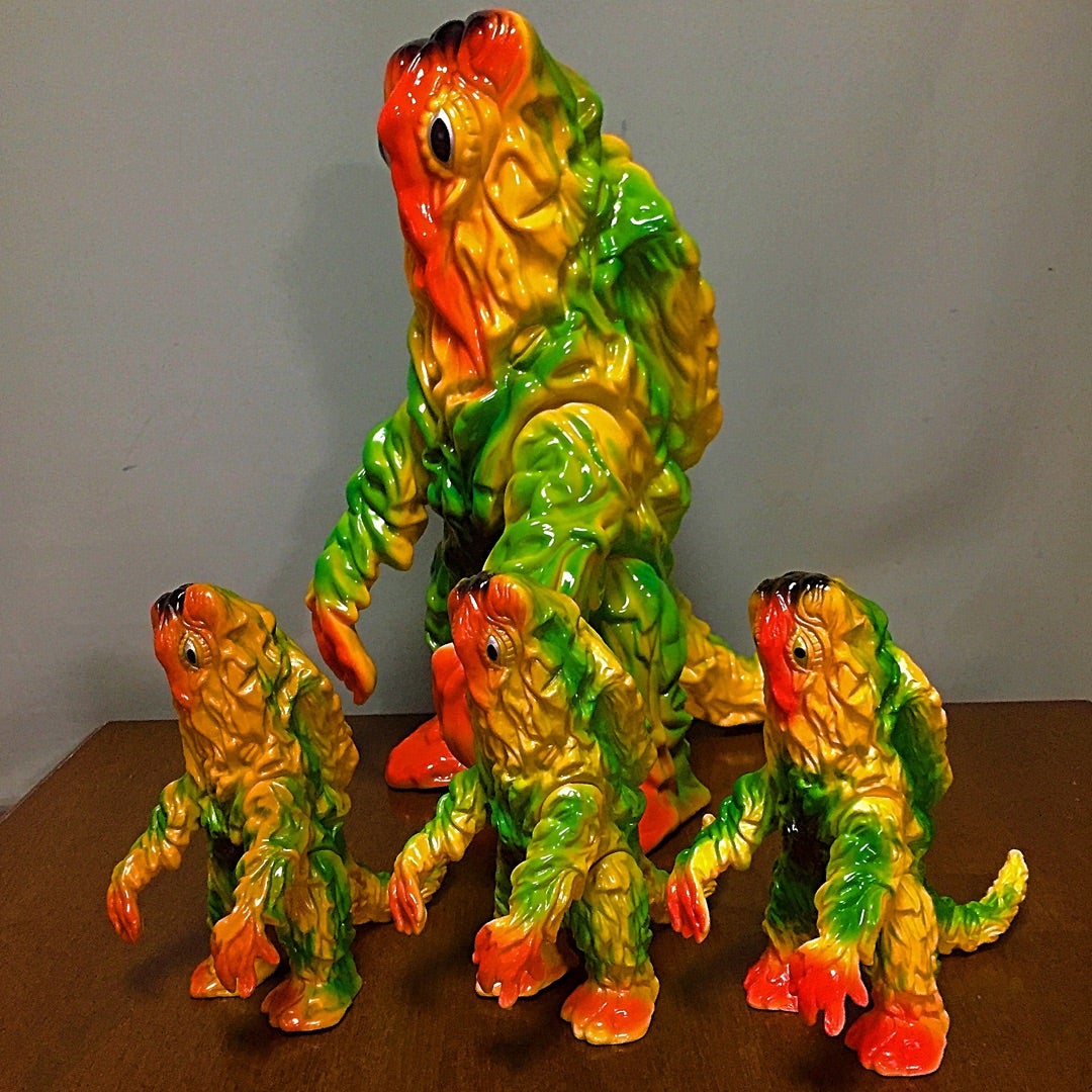 スタンダード三種のヘドラと巨大DX版ヘドラ | 怪獣玩具とカタナと