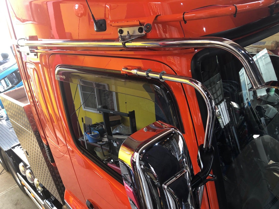 17プロフィアアンテナステー | truckshop-kazariyaのブログ