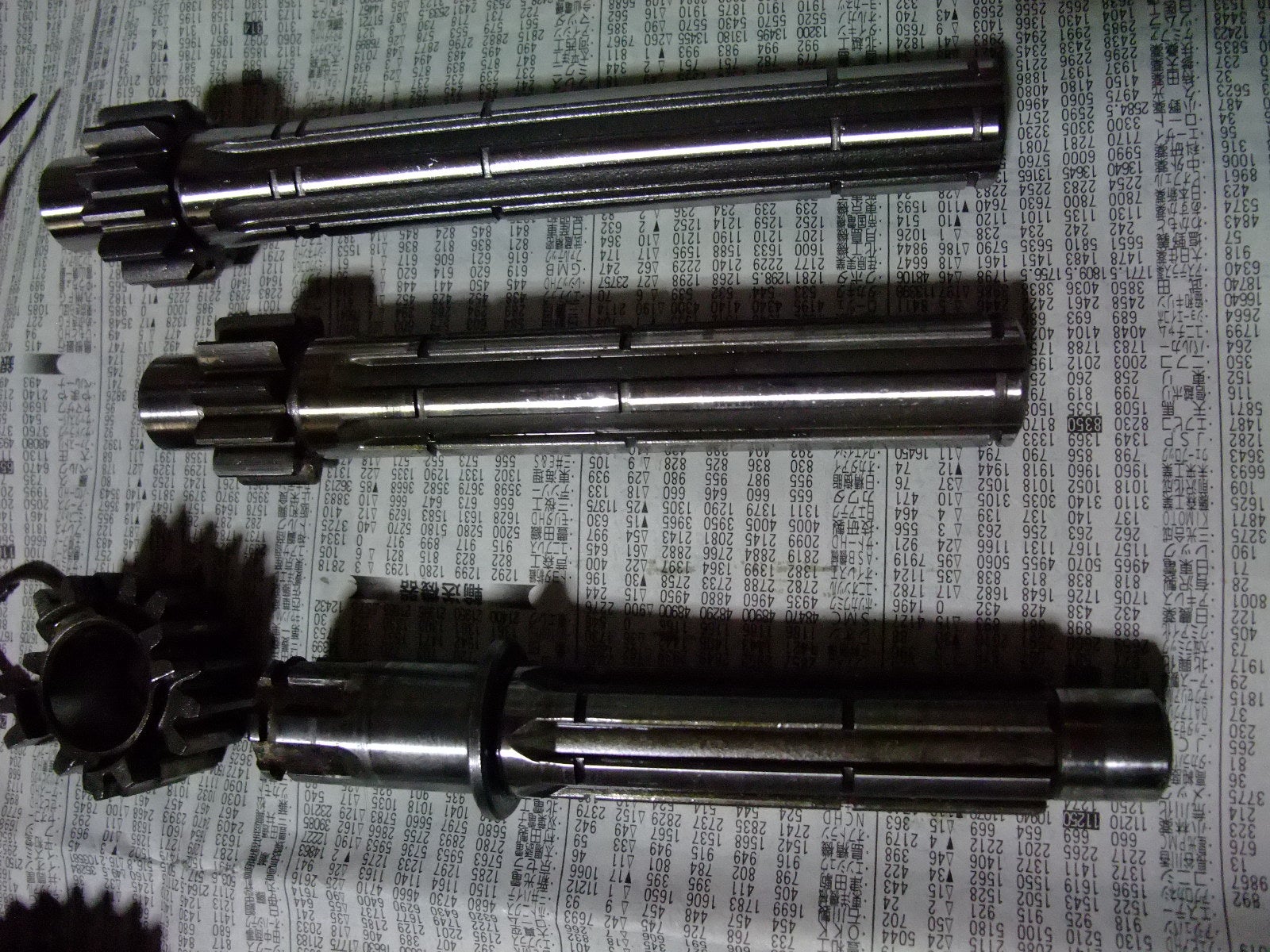 モンキーカブ等メインシャフトやカウンターシャフトの溝切り追加工始め