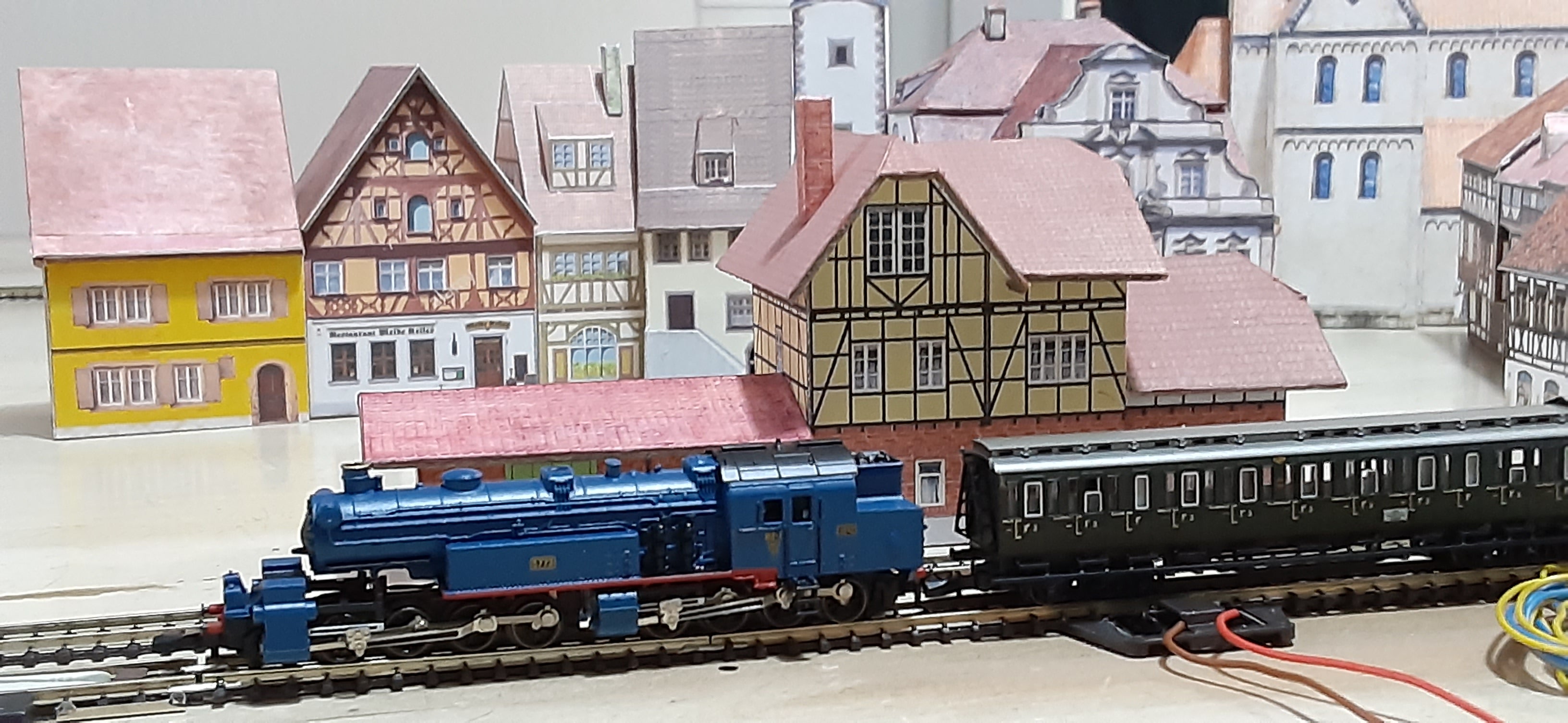 Zゲージで遊ぶ | 16番ゲージレイアウトのこと．．など