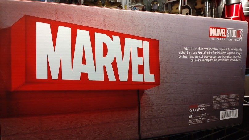 MARVEL：ロゴライト | 散財の日々…