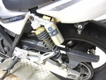 ホンダ CB400SF NC42 高額な純正サスペンション SHOWA | Sae's Café ば