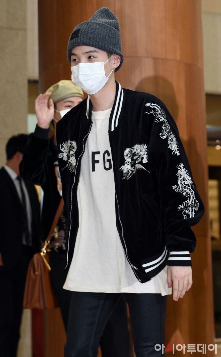 BTS SUGA ユンギ 着用 ベロア スカジャン 新品タグ付き Free BTS SUGA