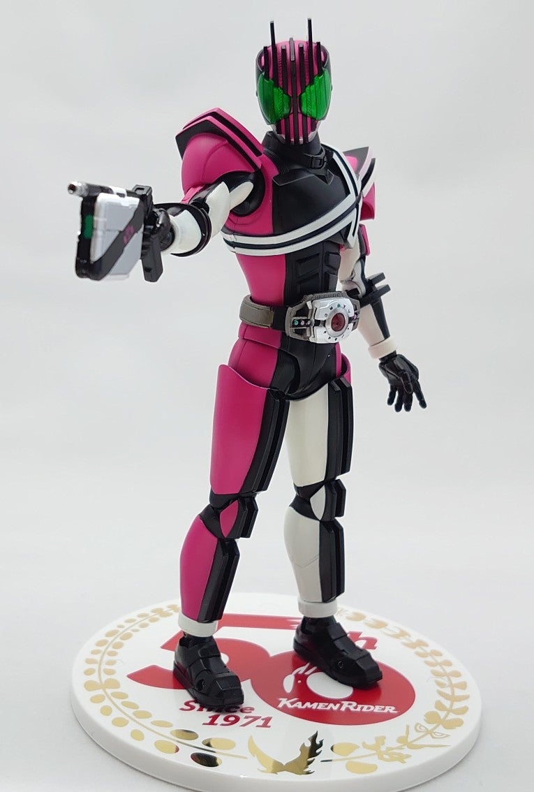 S.H.Figuarts（真骨彫製法） 仮面ライダーディケイド 50th Anniversary