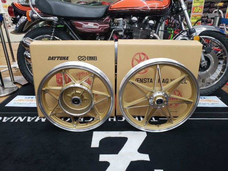 遂に登場！！デイトナ創業50周年記念「セブンスターキャストホイール
