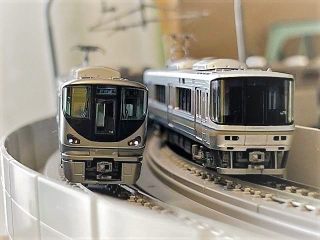 NゲージKATO】225系0番台新快速 | EXPRESS DIARY3〜近畿圏鉄道の撮影