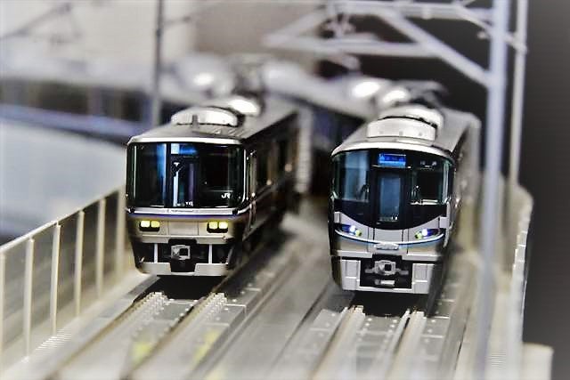 NゲージKATO】225系100番台新快速 | EXPRESS DIARY3〜近畿圏鉄道の撮影