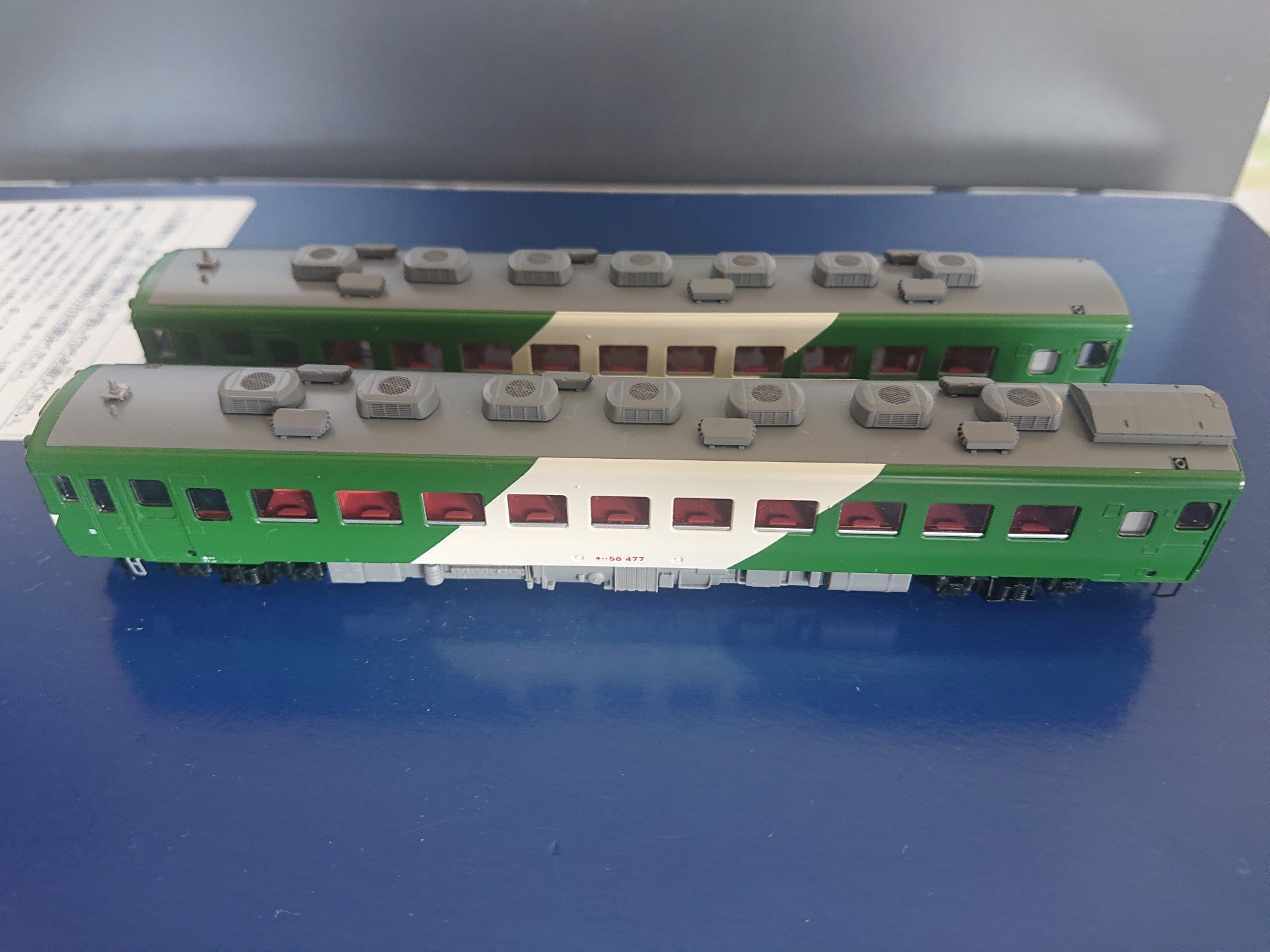 トレインボックス(TOMIX)キハ58系高山色 with KATO旧製品の塗替え高山