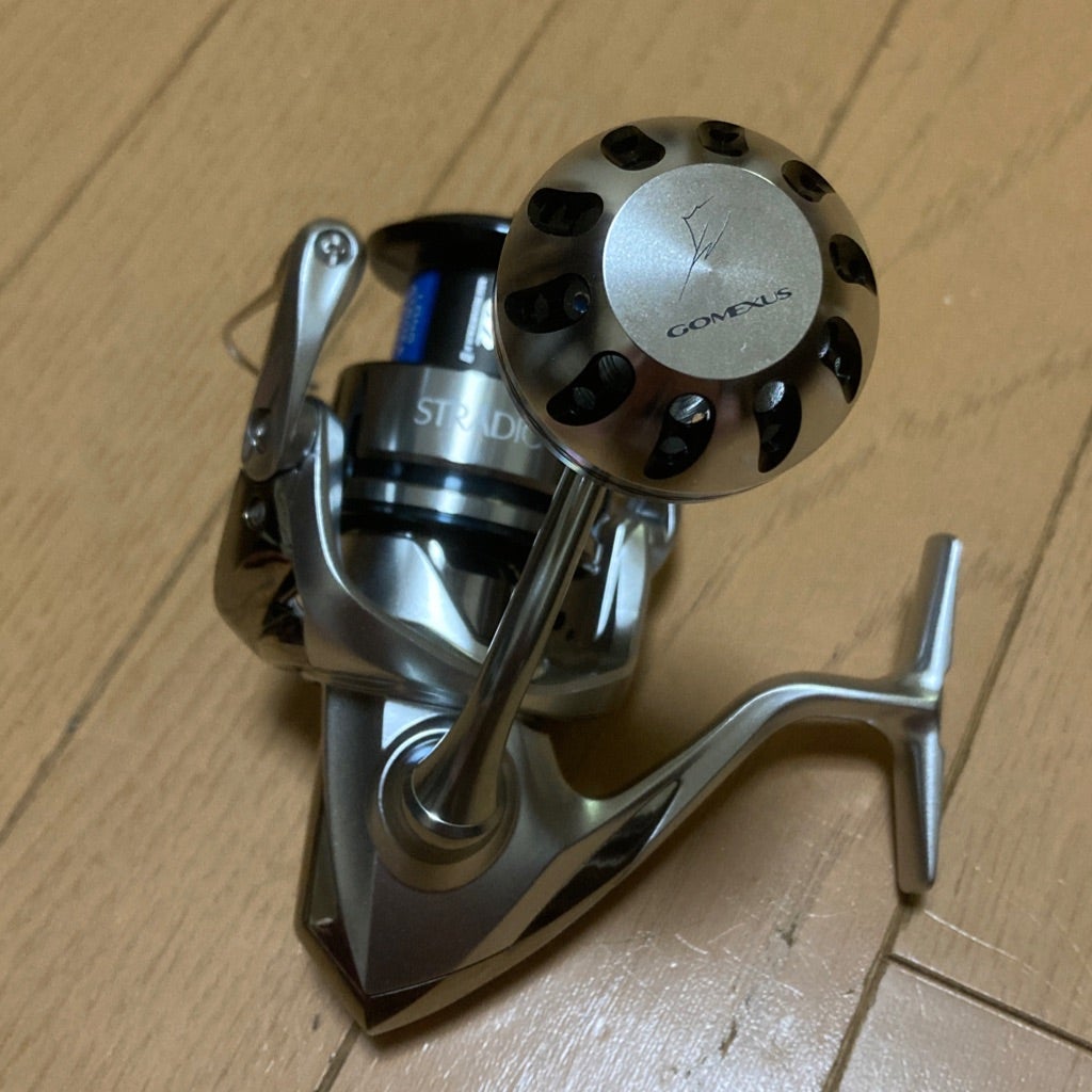 新しいリールとカスタムの話。ストラディックにゴメクサスノブ取付と