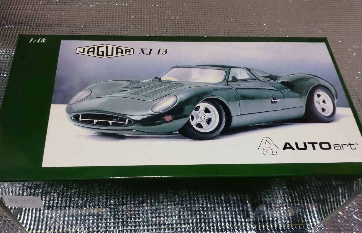 Autoart 1/18 Jaguar XJ-13(´ι _` ) | 牛乳雑巾(´ι _`;)のDREAM CARS