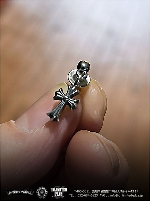 クロムハーツ 在庫あり！ピアス ドロップ スタックCHクロス！即日配送