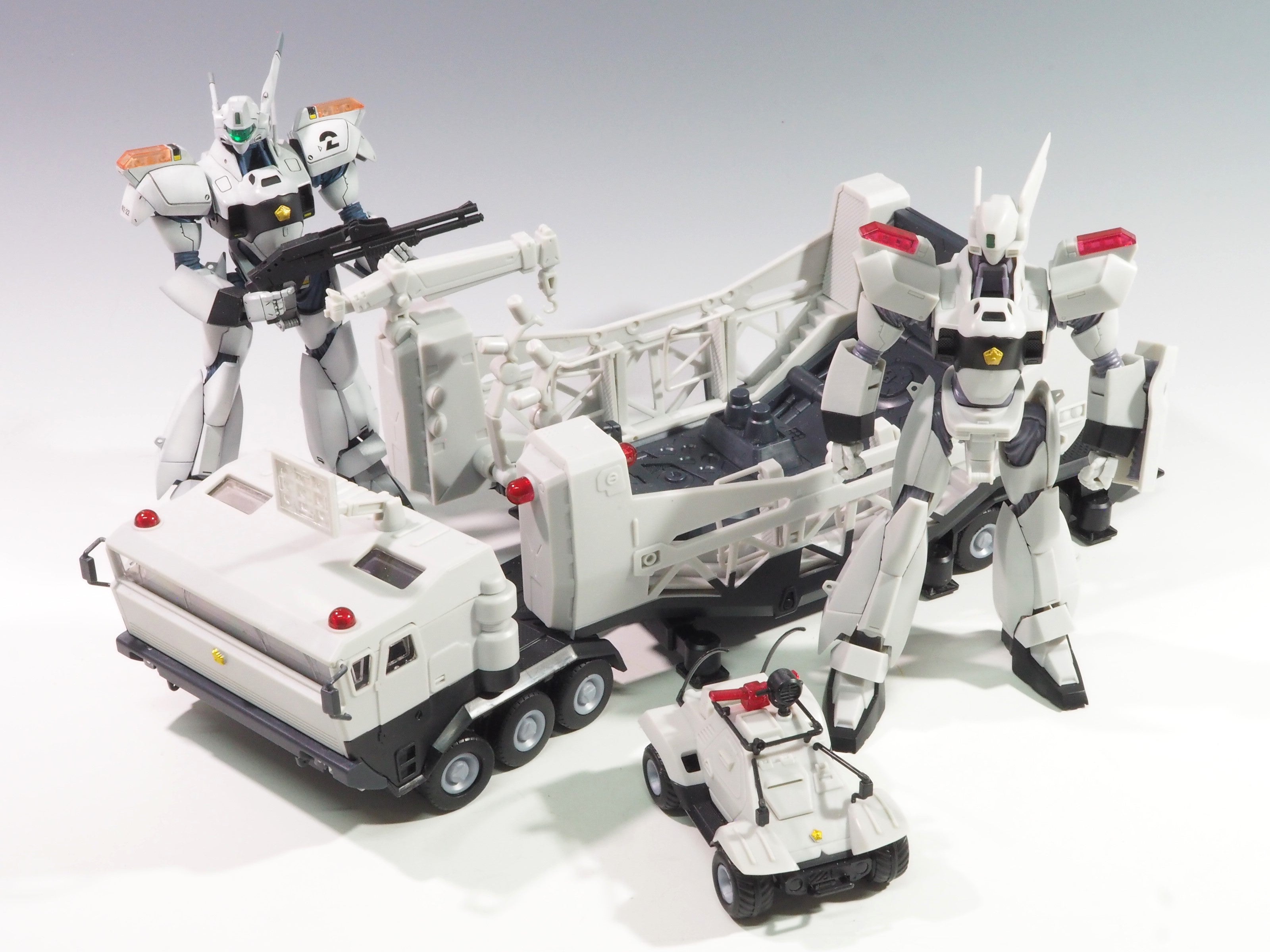 MODEROID 1/60 98式特型指揮車 & 99式特型レイバーキャリアのパチ組