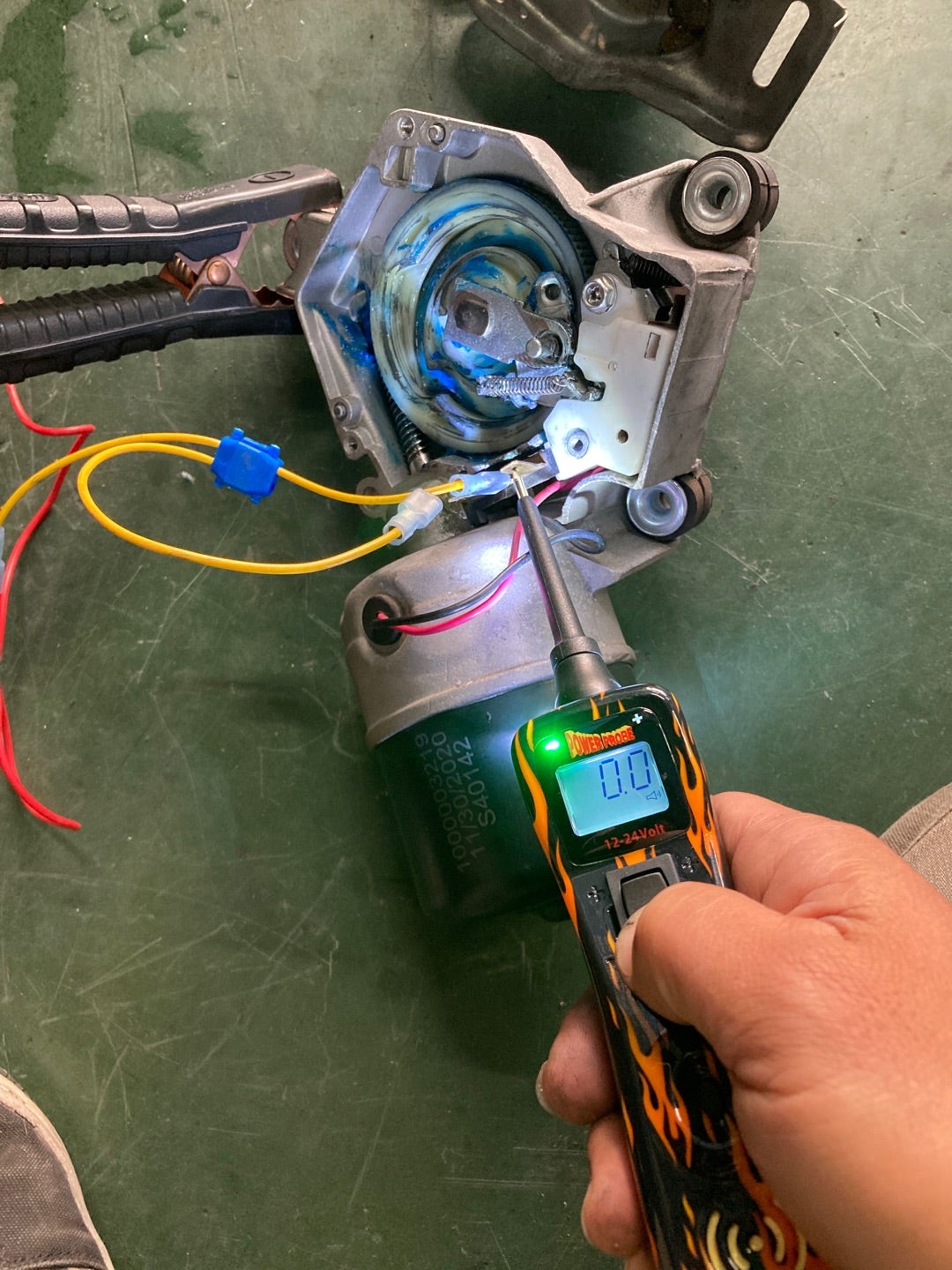 シェベルのワイパーモーター… | 326 L.A. Customs yujiのブログ