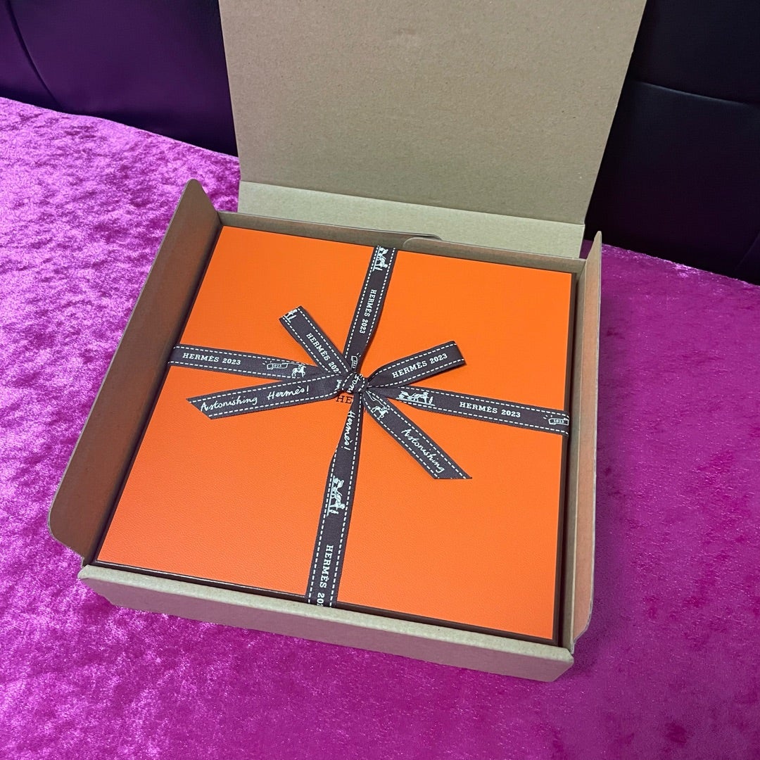 エルメスのイヤーズギフトきた♡ | kohakuの自転車操業子育て日記