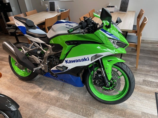 Ninja ZX-4RR 40THアニバーサリーエディションをご納車 | 八尾カワサキ