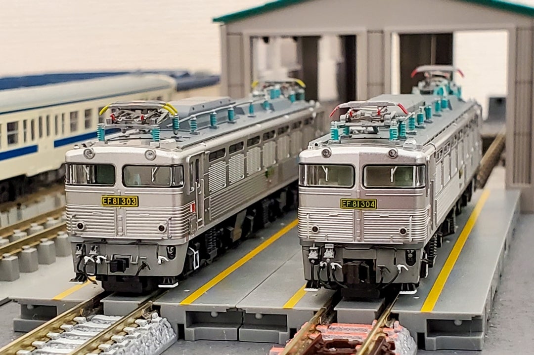 KATO 3067-3 EF81 300 JR貨物更新車(銀)を304号機に仕上げます③完成編