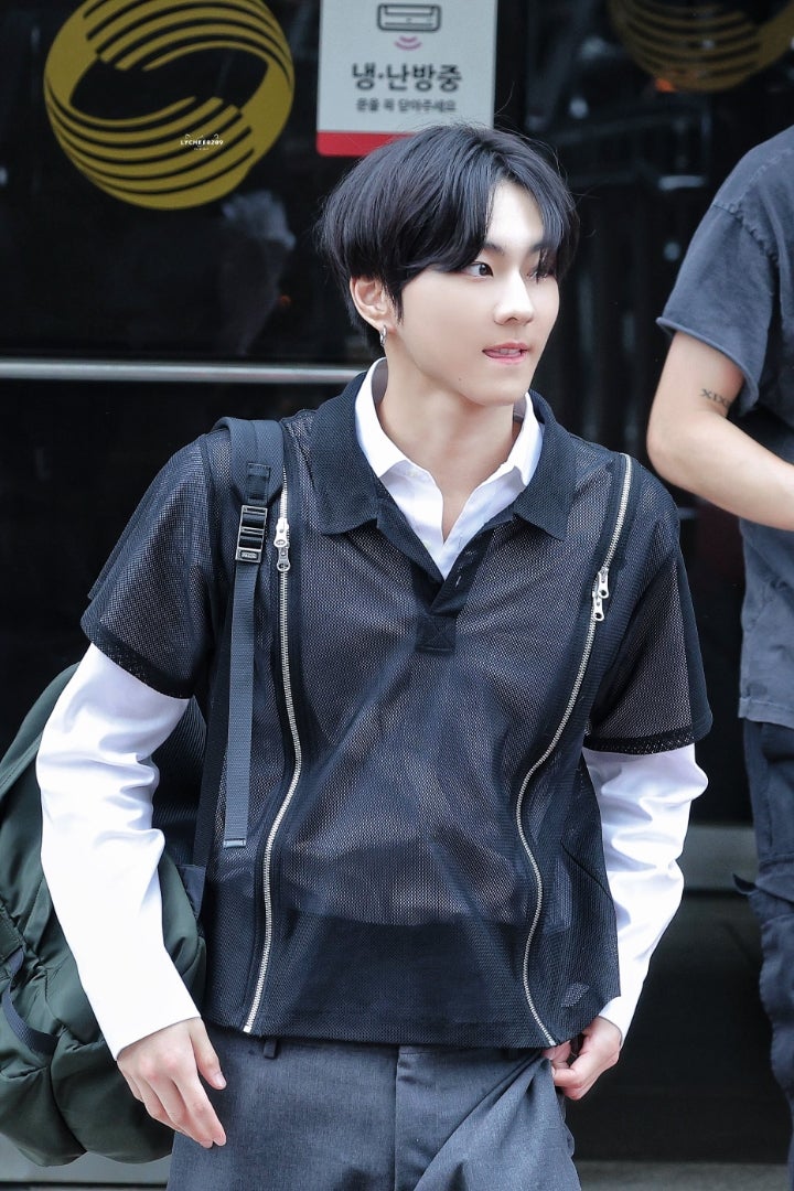 7/12 ENHYPEN ジョンウォン MUSICBANK 出退勤画像 | みいのブログ