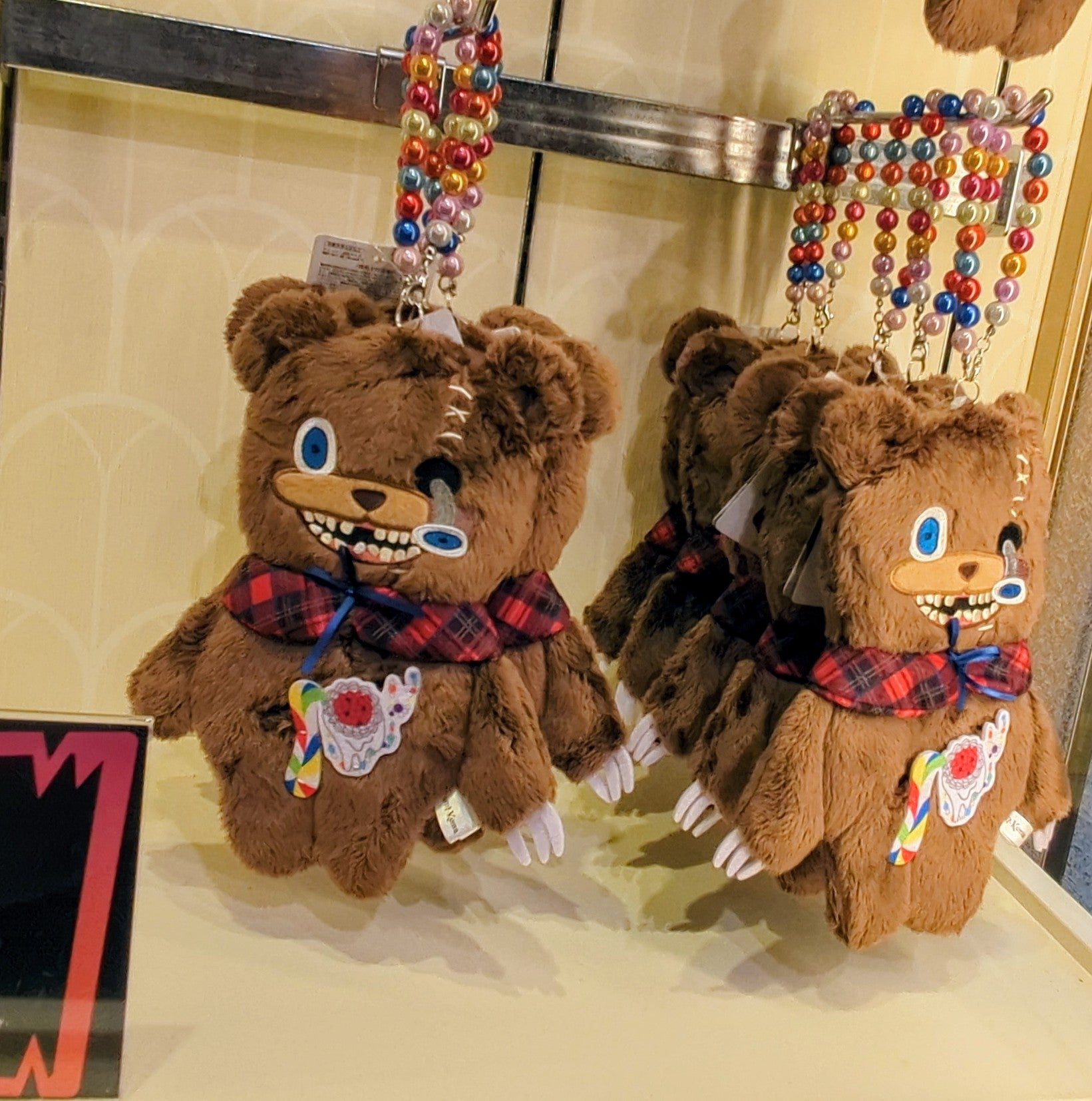 速報) USJ、10月4日よりハミクマグッズ、ネット販売開始。ネット販売