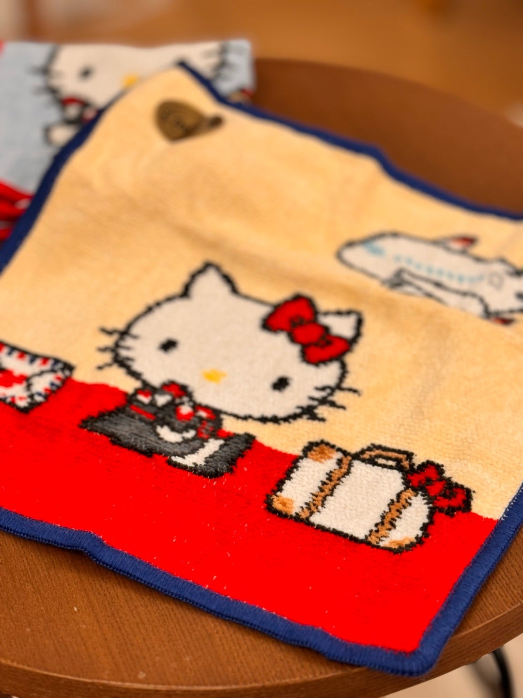 JAL国内線・機内販売…なんとか買えた⁉️フェイラー×ハローキティ