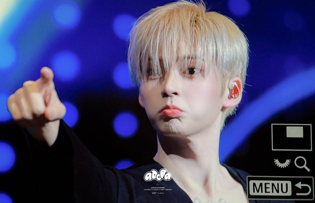 11/3 ZEROBASEONE ソンハンビン TIMELESS WORLD IN マカオSC画 | みい