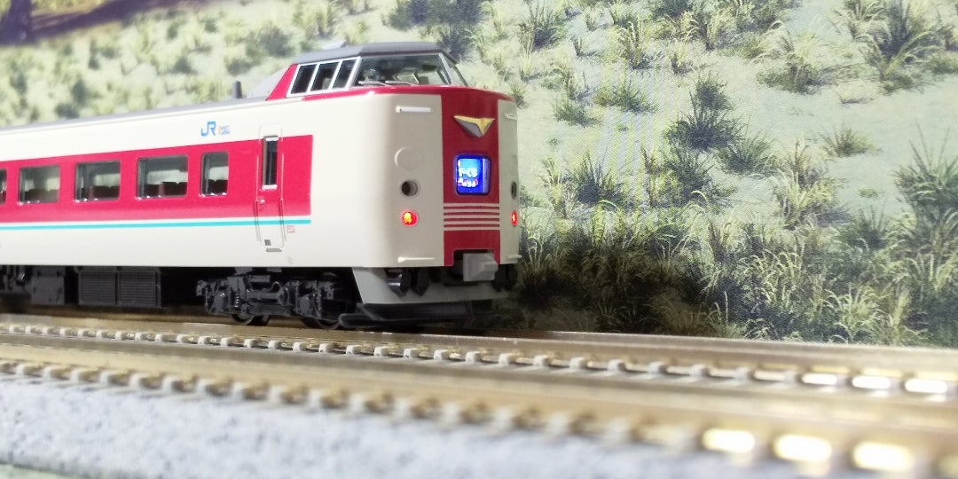 KATO 381系「ゆったりやくも」(ノーマル編成) 7両セット入線‼️(品番10