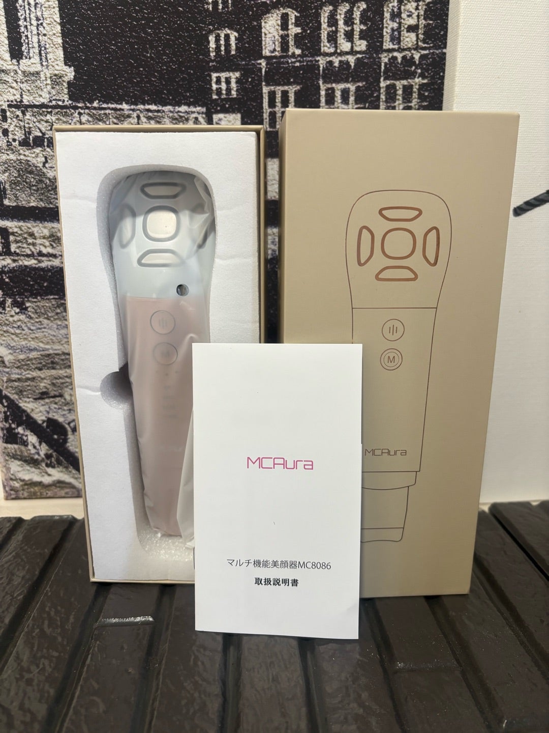 最近話題のMCAura（エムシーオーラ）から登場した新型美顔器ノヴァ