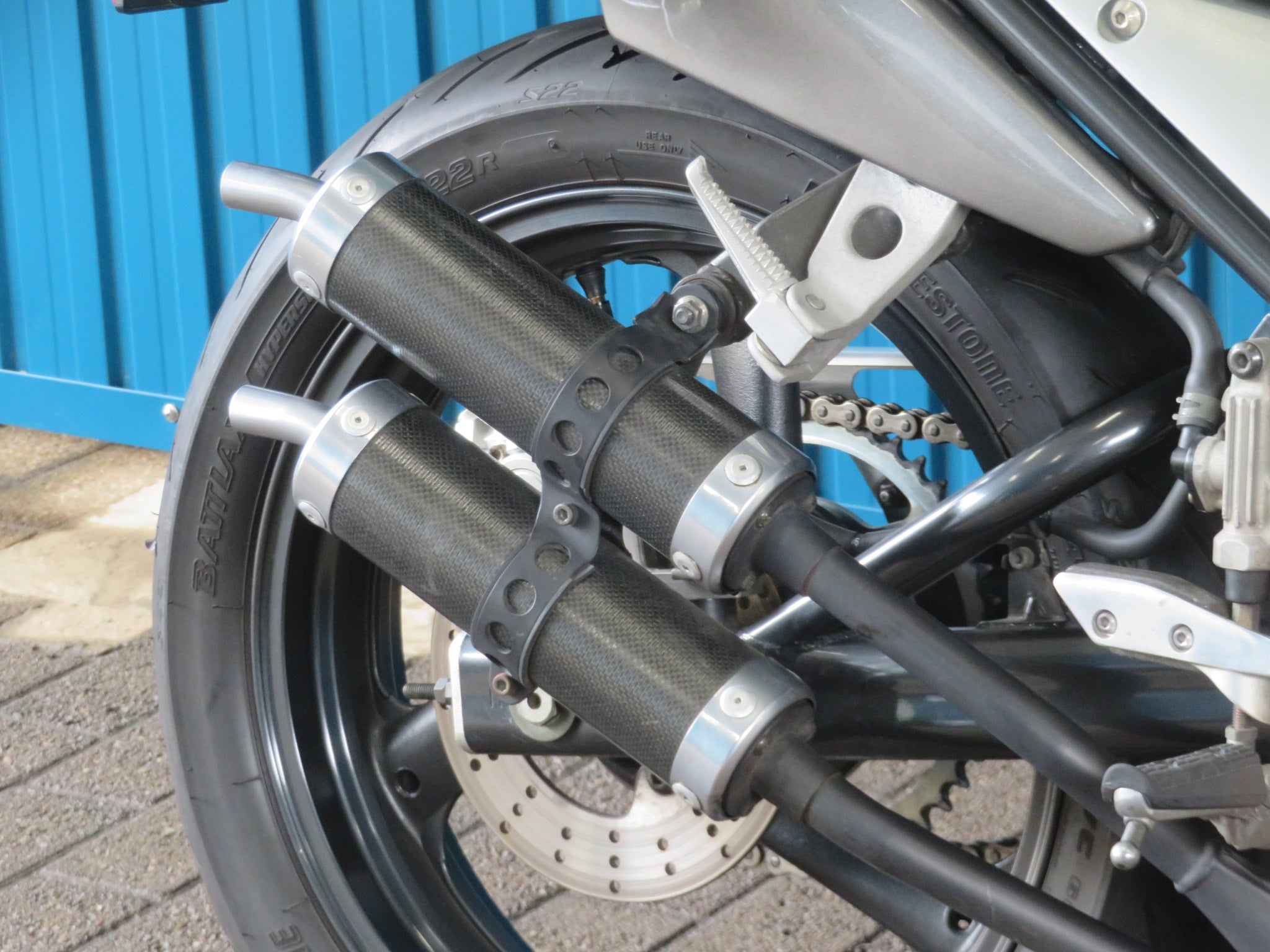 トラスフレームとクロスチャンバーの衝撃！R1-Z！！【市川絶版館