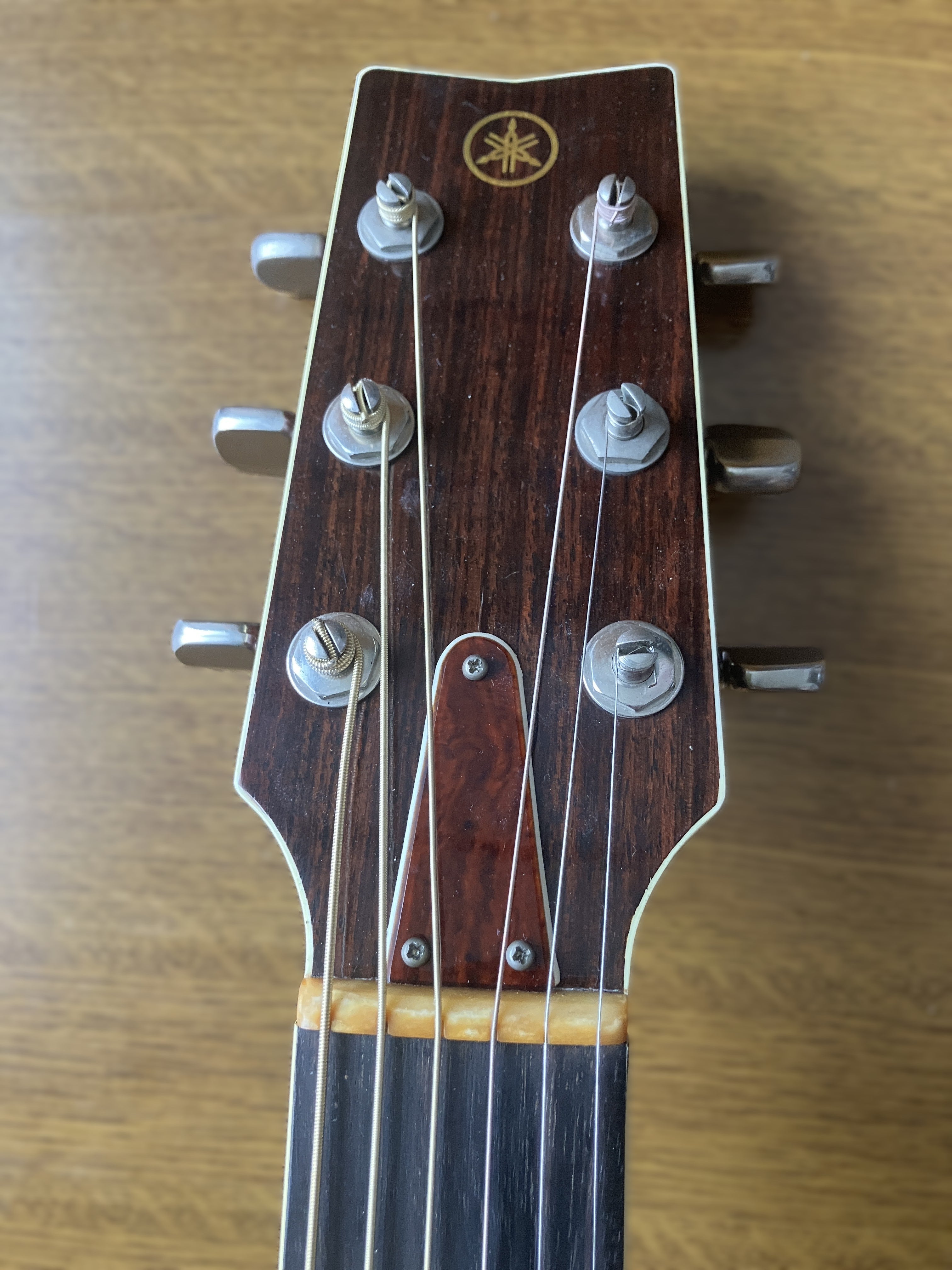 ヤマハFG-450ペグ交換：50年選手が軽快に | はとこP